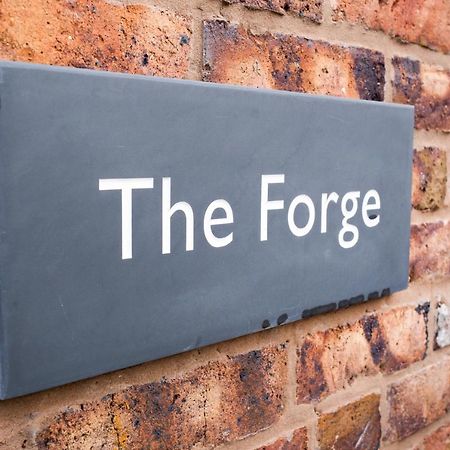 Willa The Forge - Beautiful Contemporary Barn - Hot Tub Bridgnorth Zewnętrze zdjęcie