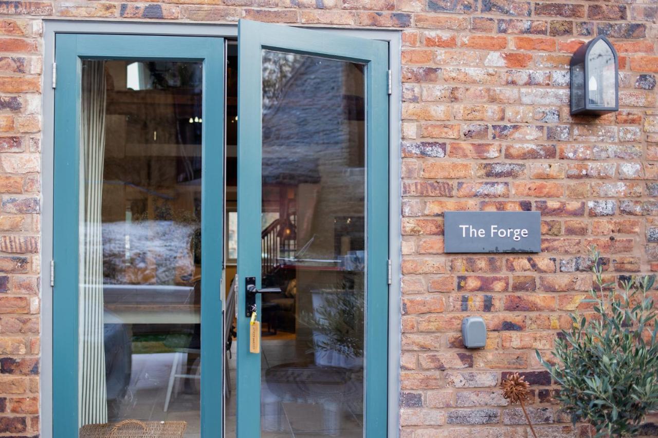 Willa The Forge - Beautiful Contemporary Barn - Hot Tub Bridgnorth Zewnętrze zdjęcie